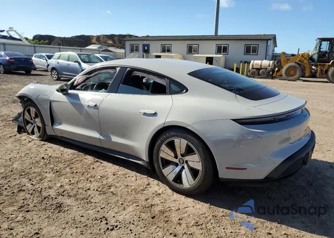 2024 Porsche Taycan z USA, uszkodzony, nr VIN WP0AA2Y17RSA10152